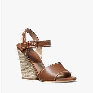 Priya Leather and Jute Sandal in luggage